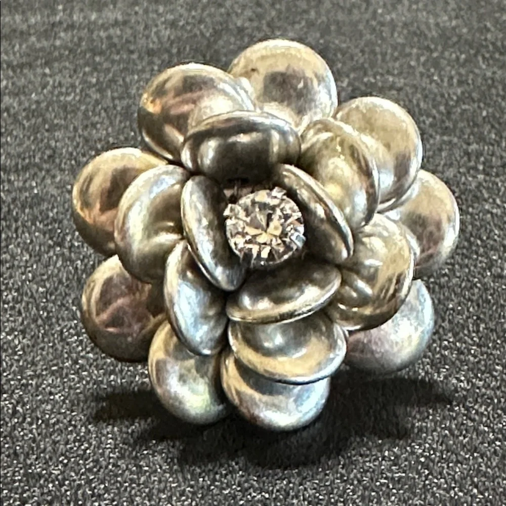 Joan Rivers Silver-Tone Multi-petal Flower Vintage Ring